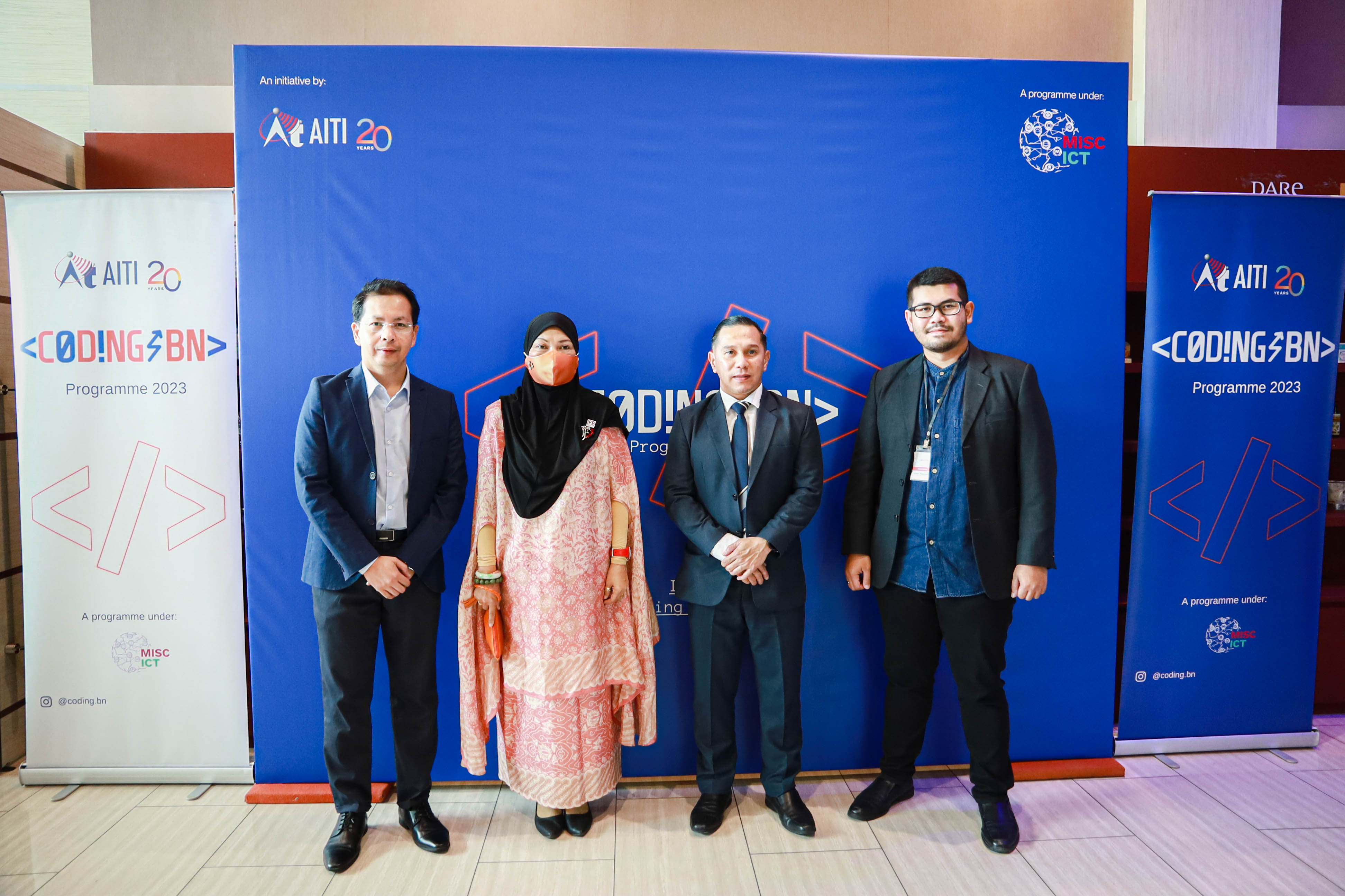 L R Norshahrul Nizam ACE AITI Pg Sarimah IFB Chair And MISC ICT Co Lead Hj Jailani Hj Buntar AITI CE And MISC ICT Co Lead Aiman Minorhadi CEO Grominda