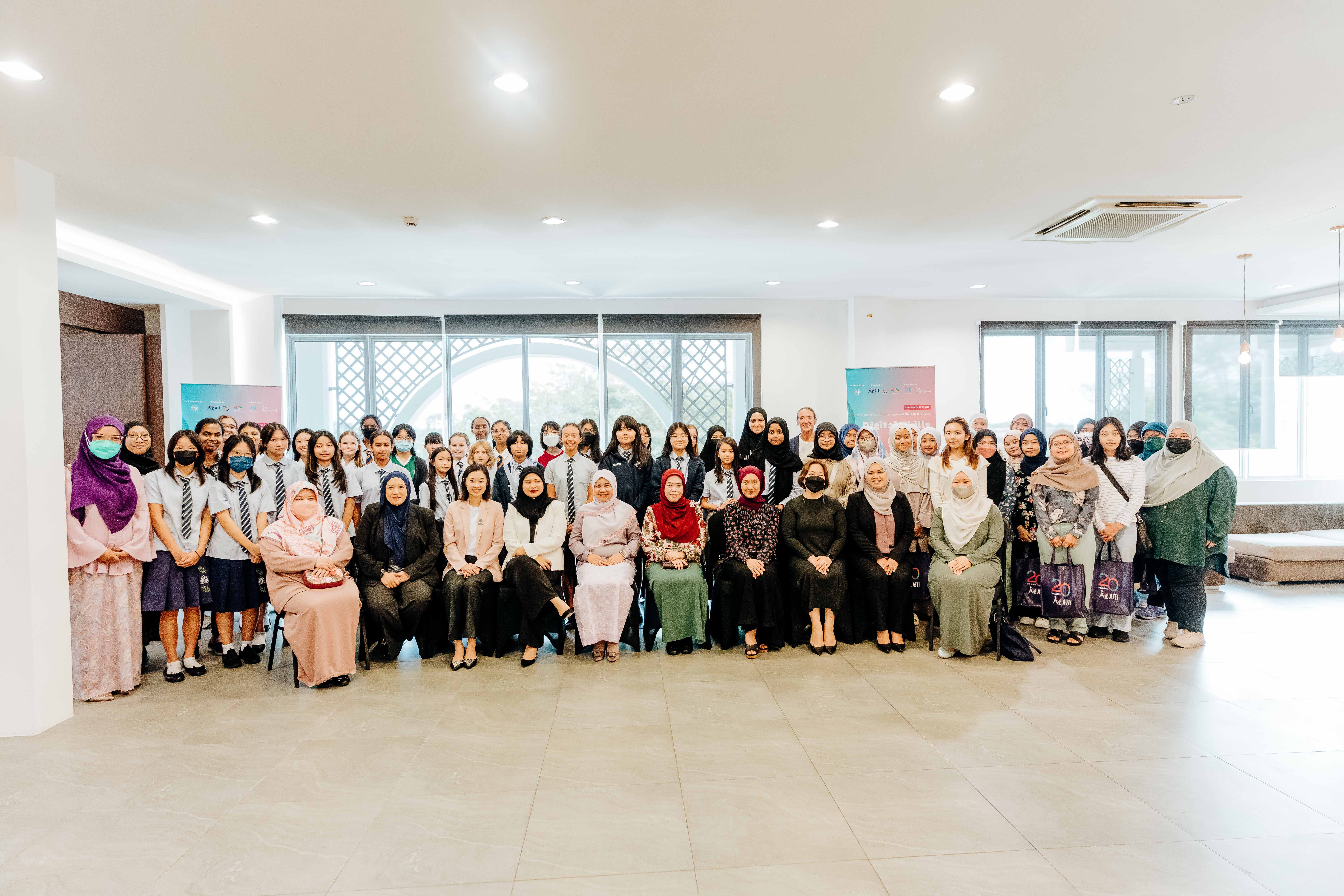 Group Photo With Panelists And Participants